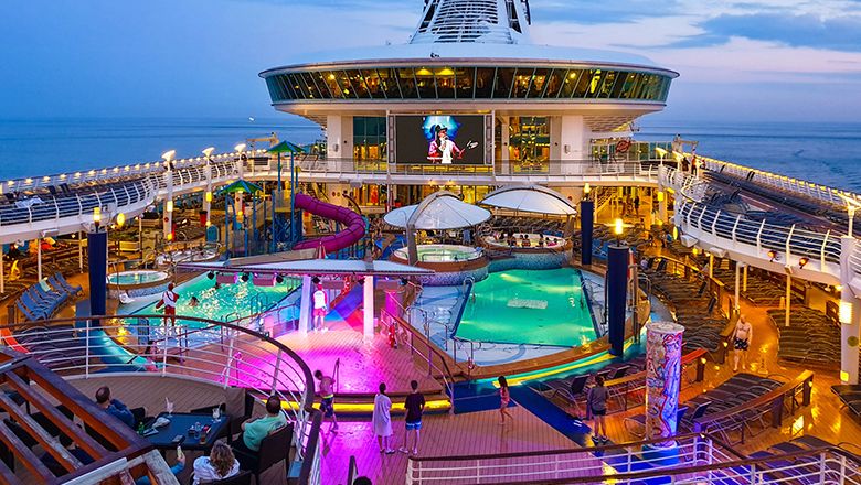 The Amazing Ways Carnival Cruises Is Using IoT and AI To Create